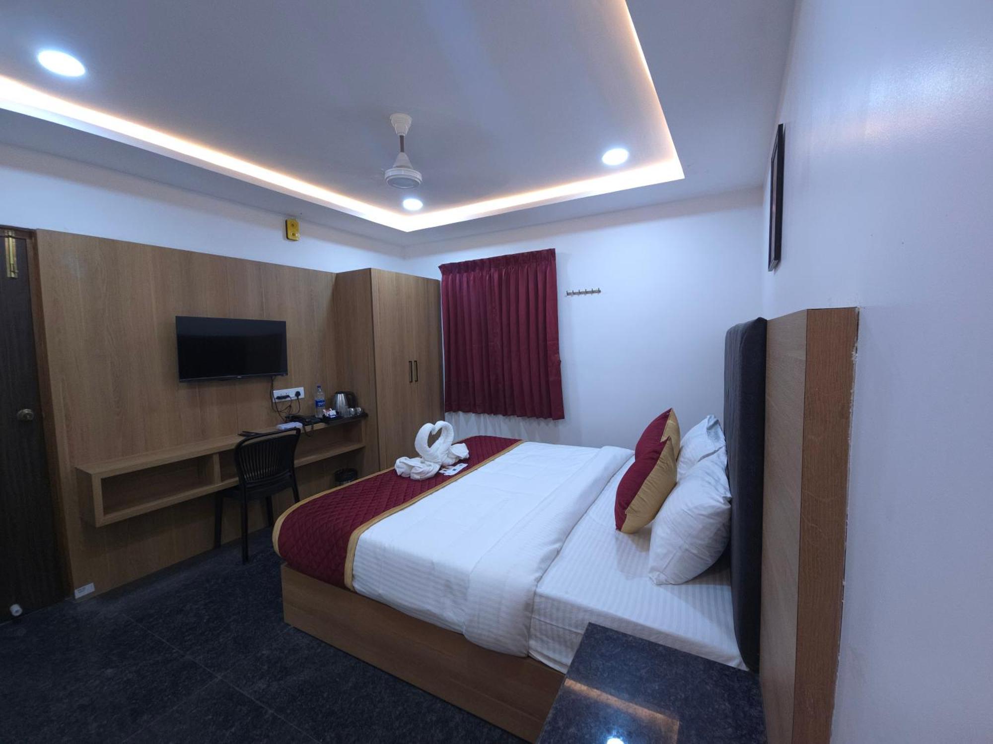 Hotel Shreem Sesha Sai Residency Tiruvannāmalai Zewnętrze zdjęcie