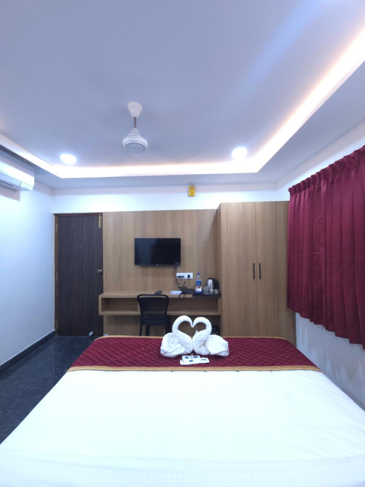 Hotel Shreem Sesha Sai Residency Tiruvannāmalai Zewnętrze zdjęcie