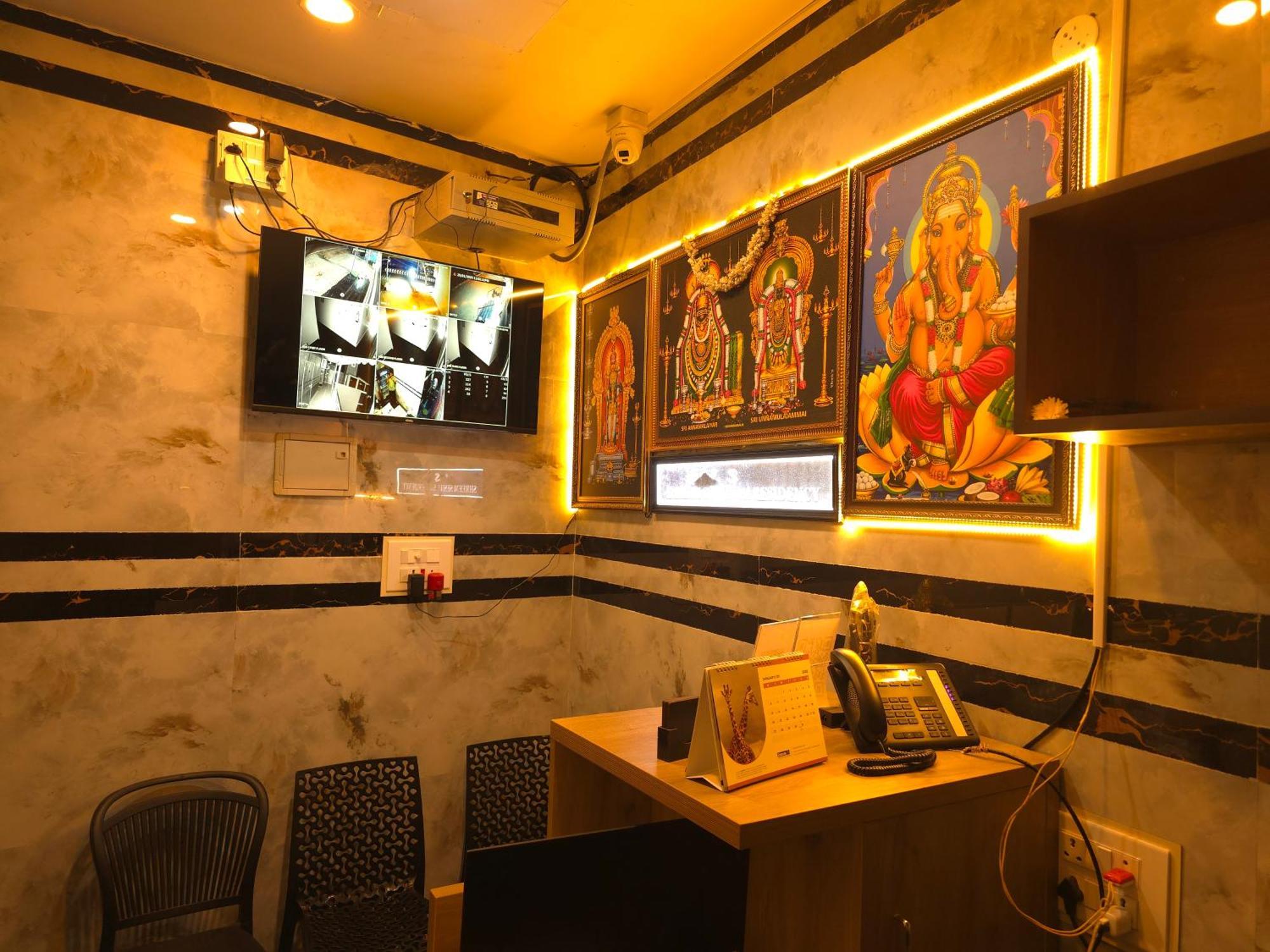 Hotel Shreem Sesha Sai Residency Tiruvannāmalai Zewnętrze zdjęcie